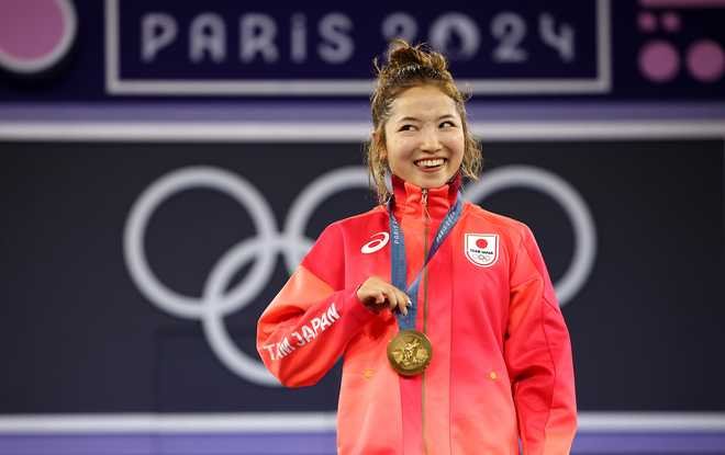 Japan's B-Girl Ami Takes Home First Gold Medal at the Olympics-Japanchunks